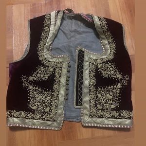 Unique Vintage-inspired Embroidered Velvet Vest Size S